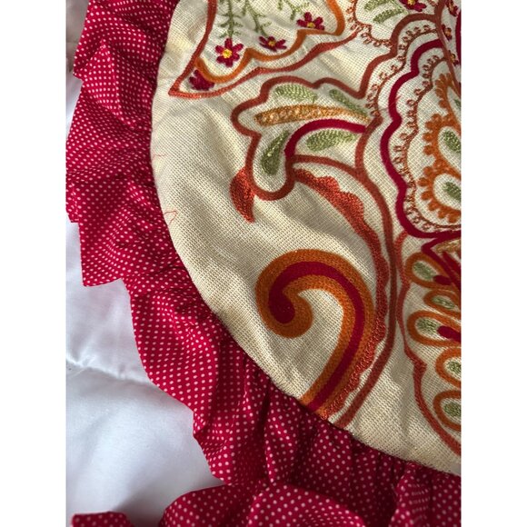 VTG Pier 1 Round Boho Ruffle Pillow Set Red Polka Dot Embroidered Floral Design - Picture 6 of 16